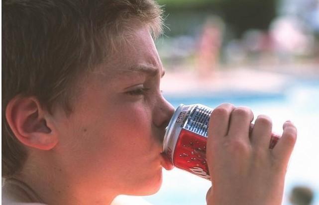 13岁瘦弱男孩竟患糖尿病! 医生盘问了许久才找出病因