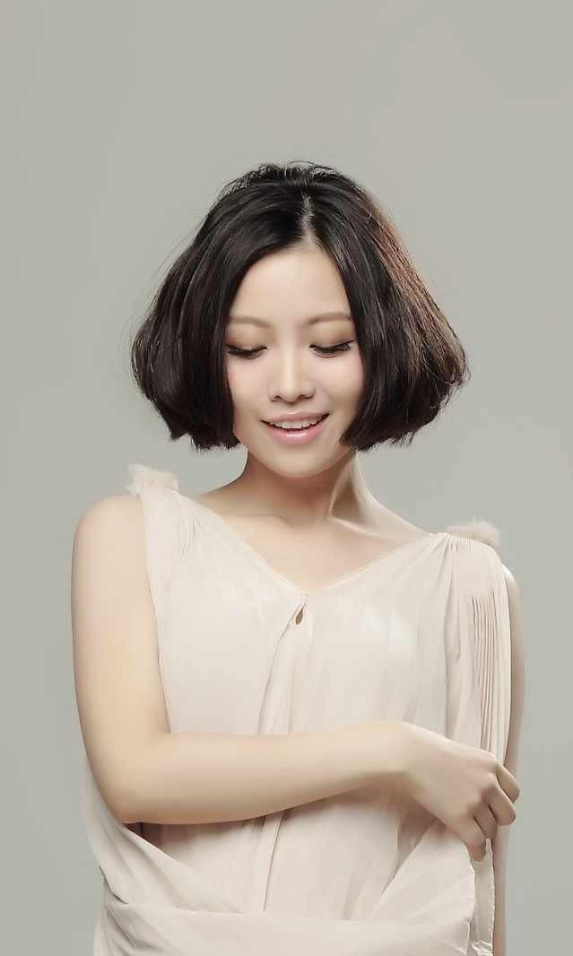 我是短暂的花朵, 也是最长久的琥珀