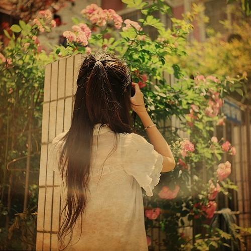 时光就像个大筛子, 经得起过滤, 最后留下来的, 才是真正的朋友