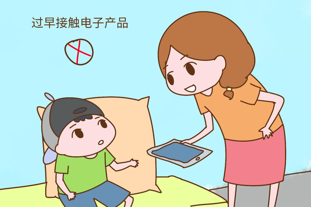 想让宝宝的眼睛明亮喜人, 家长在照看时这4点不可忽视