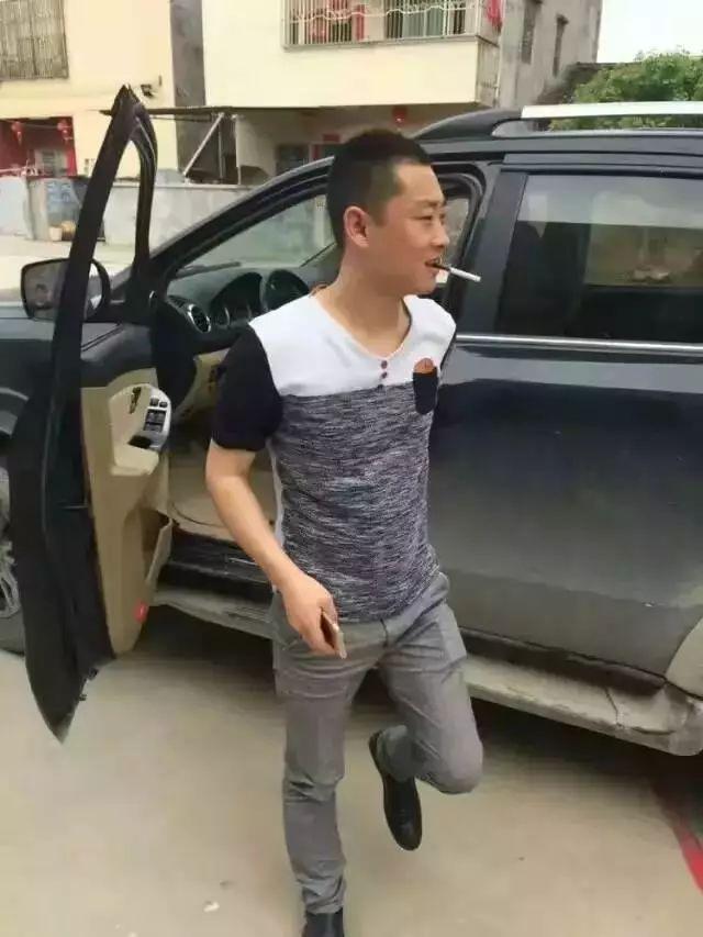 逗比趣味p图: 求大神把我p到变形金刚身上去!