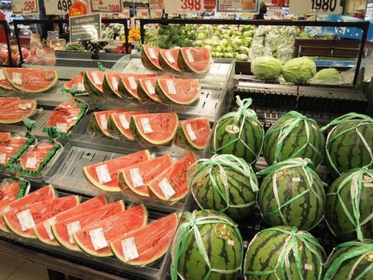 昂贵的日本西瓜 娱乐资讯 存满娱乐网