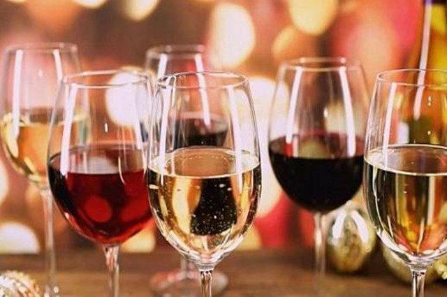 女人不想老太快, 最好别贪吃这4种食物, 容易让身体加速衰老!