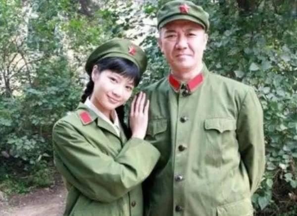 接替孙俪让她崭露头角 后却因带病拍戏身亡