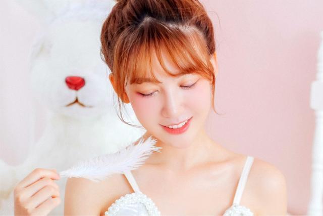 当一个人不爱了, 这3点骗不了你, 何必再去追问是否变了心