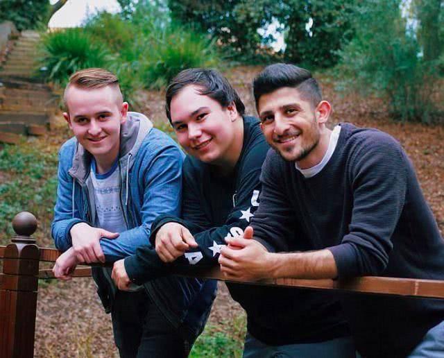 小伙不幸患上癌症只剩一年光阴, 兄弟的举动令人泪奔