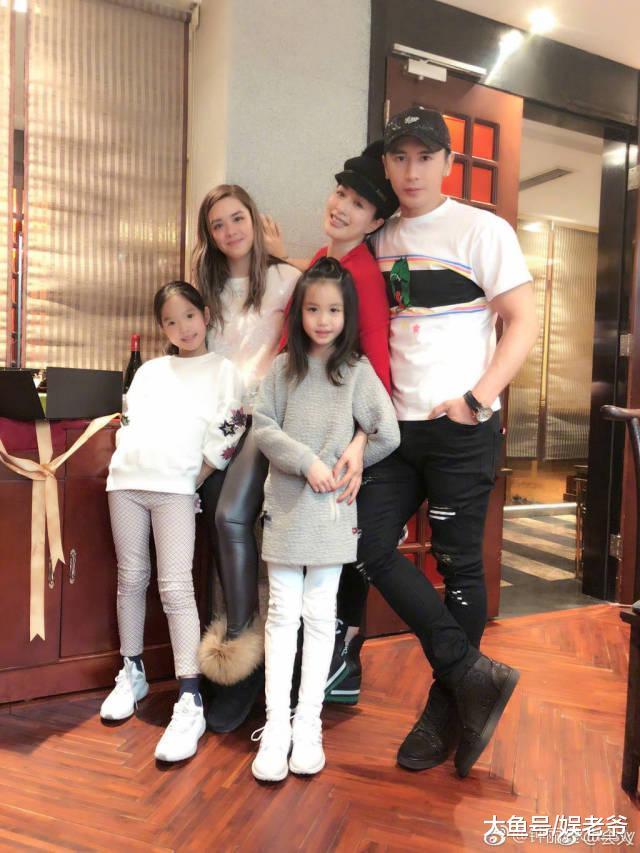 那些带着孩子离婚的女艺人们, 后来过的怎么样?