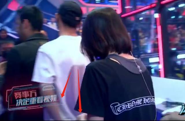 郑爽新男友正面曝光 颜值身材秒杀胡彦斌 镜头前也忍不住想牵手