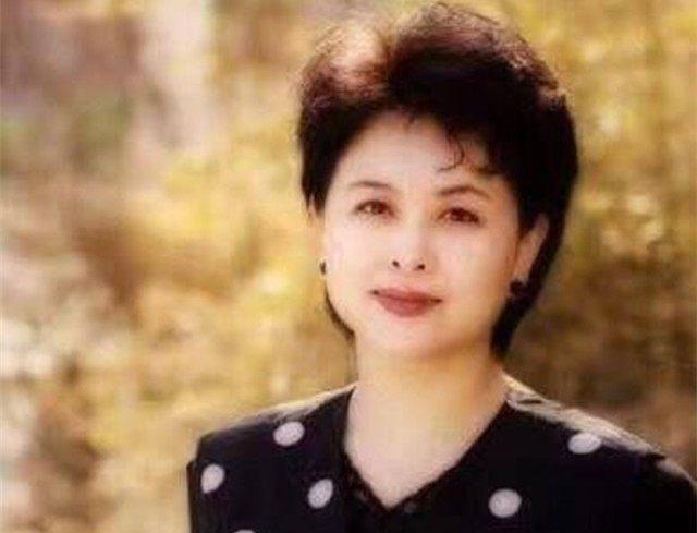 女人45到55岁是“生死关”, 这6件事再喜欢也别做, 别让身体垮了