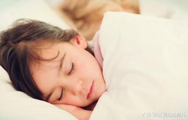 宝宝频繁拉肚子, 可能不仅仅是着凉, 妈妈做好这4点很重要