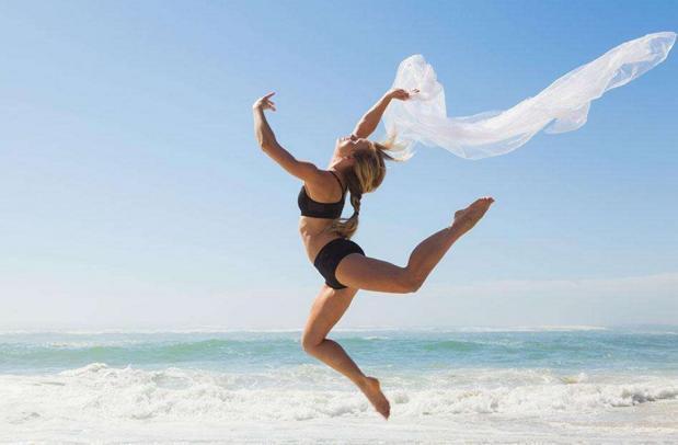 35岁后能完成这5个小测试, 证明你身体还很健康, 有长寿潜质!