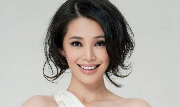 被公益耽误演艺事业的女星, 因为孩子惨死垃圾桶, 她在当红时隐退