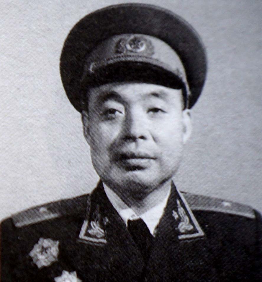 在开国少将里面，有一位王英高将