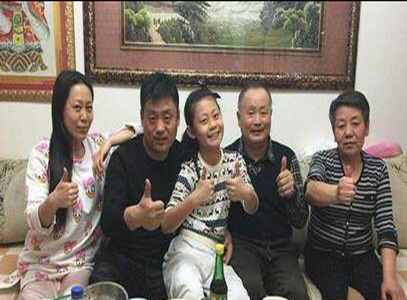 口述实录  婚后杨晓茹为宋晓峰生下一个女儿,每当谈及女儿,夫妇俩都
