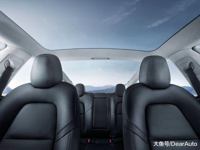 Model 3年夜贬价,但我的目光照样被那款车吸走了!