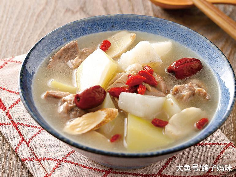 坐月子的食补妙招，补气血、下奶、止腰酸！补出新高度