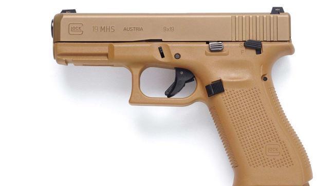 世界上最强大的五款军用手枪 你一定没全见过 军事资讯 娱乐新闻网