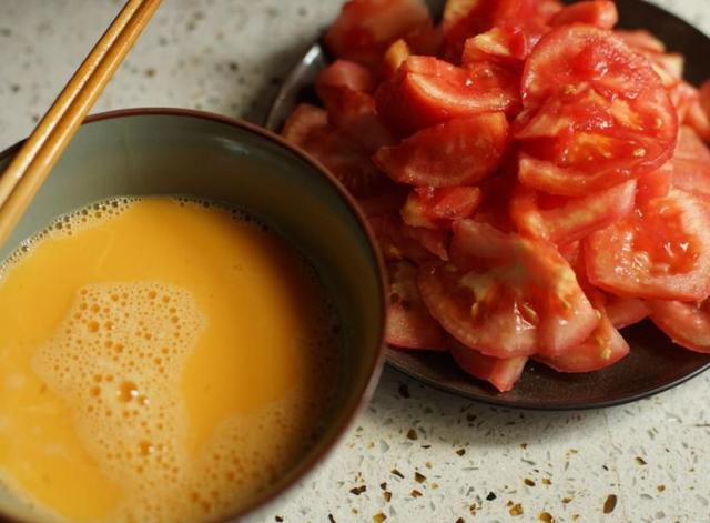 三伏天吃饺子，用它做馅最鲜美，夏季开胃又解馋