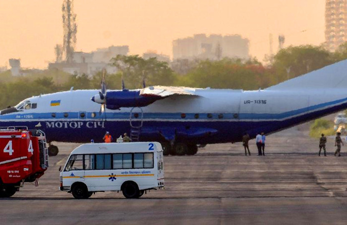 近日，一家乌克兰军用运输机抵达