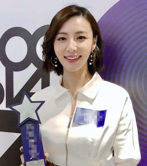 有种"透视装"叫陈雅婷 难怪王思聪会这么痴迷 网友 这身材我服