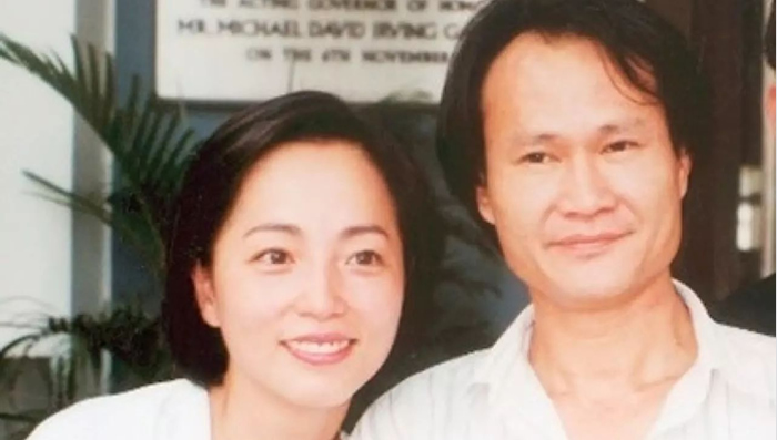 她是林正英生前女友,周星驰御用女配角!今嫁玻璃大王身价过亿?