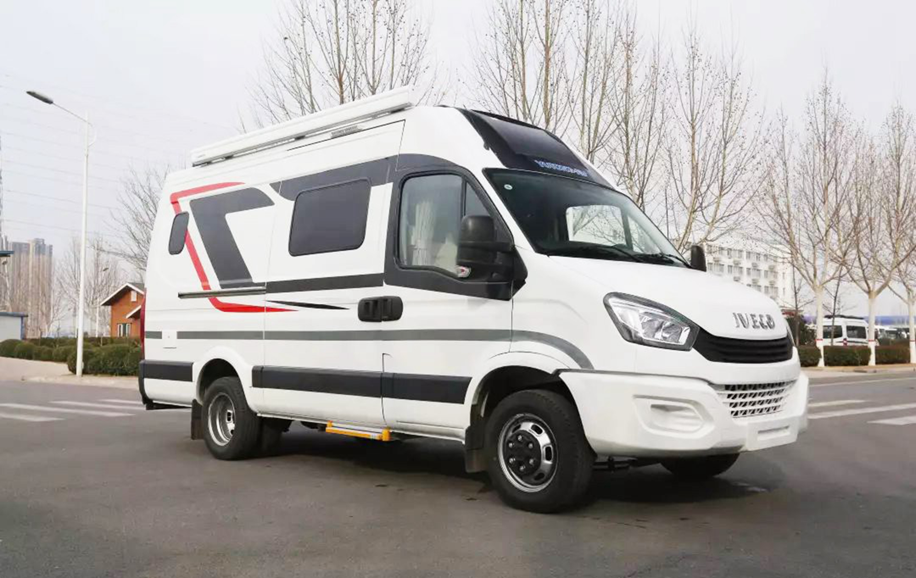 房车怎么选 还是适用好 除非你是土豪 旅游资讯 八戒游戏