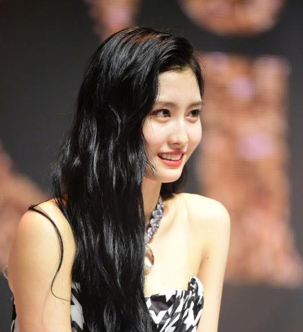 惊喜后的遗憾 mina名井南随twice新专回归但不参与后续新曲活动 三农资讯 娱乐新闻网