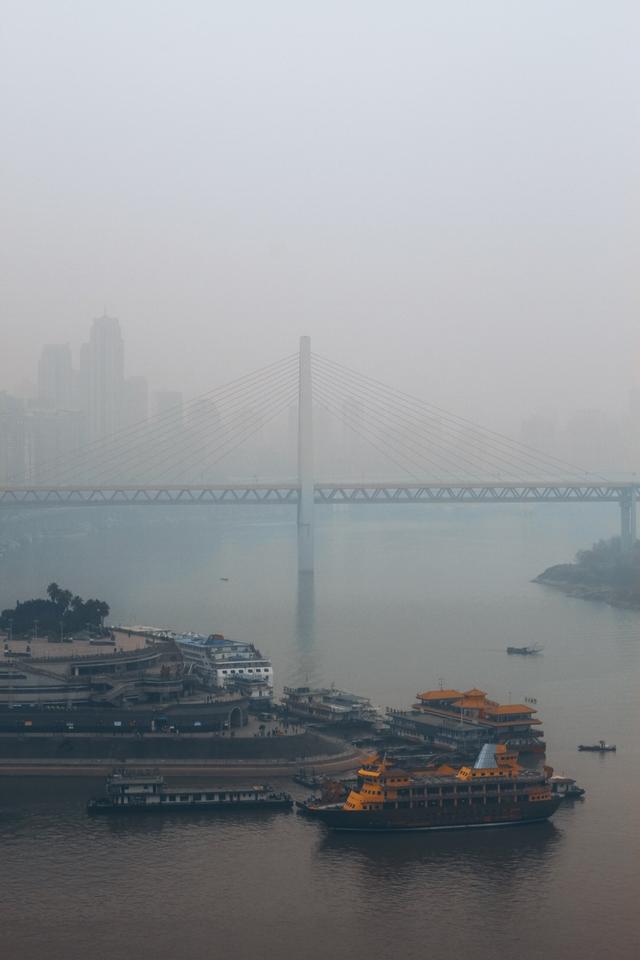 重庆平易近宿 | 相逢朝天门江景影院房