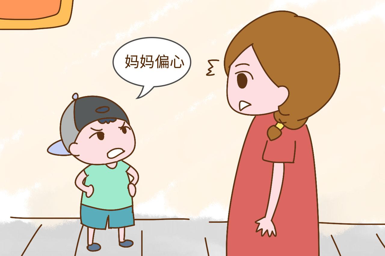 生完二胎, 这几句话别当着大宝的面说, 免得你落埋怨二宝也遭罪