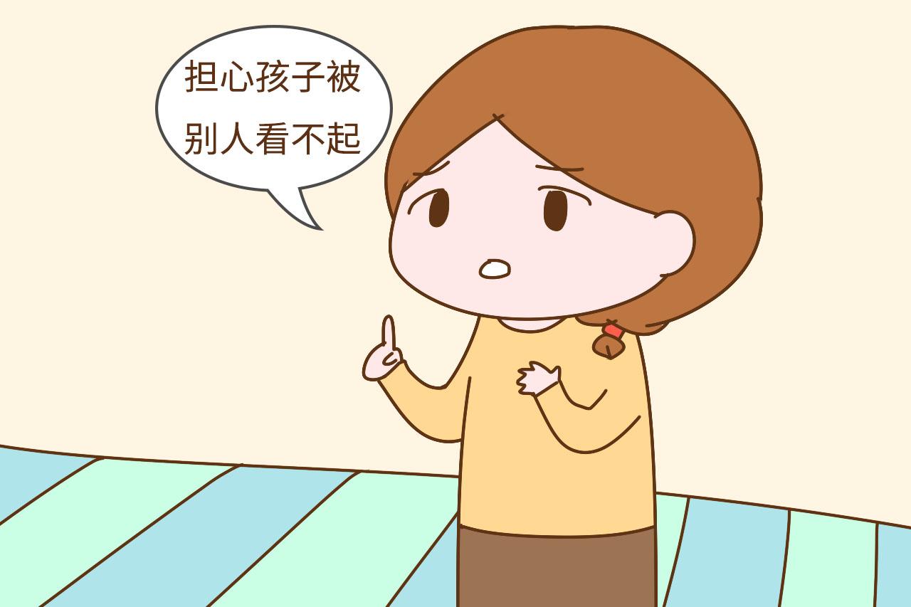 为什么有些家庭很穷，却不愿意让孩子穿“二手衣”？原因很心酸