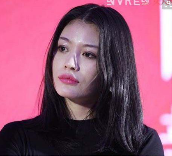汪峰的第三任妻子是康作如,五官非常漂亮,但是两人的感情也有矛盾