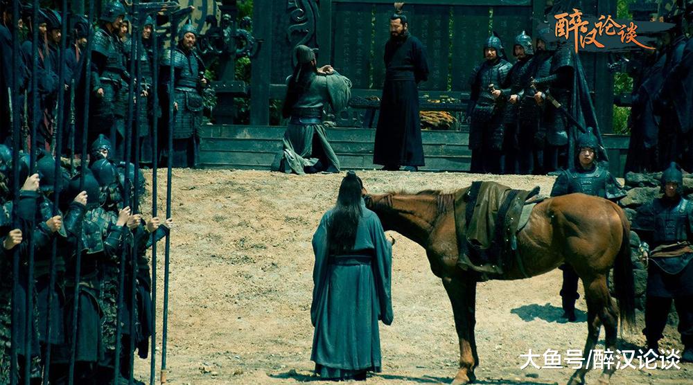 三国解稀局:关羽千里走单骑为什么要绕个年夜圈?罗年夜那么做的目标