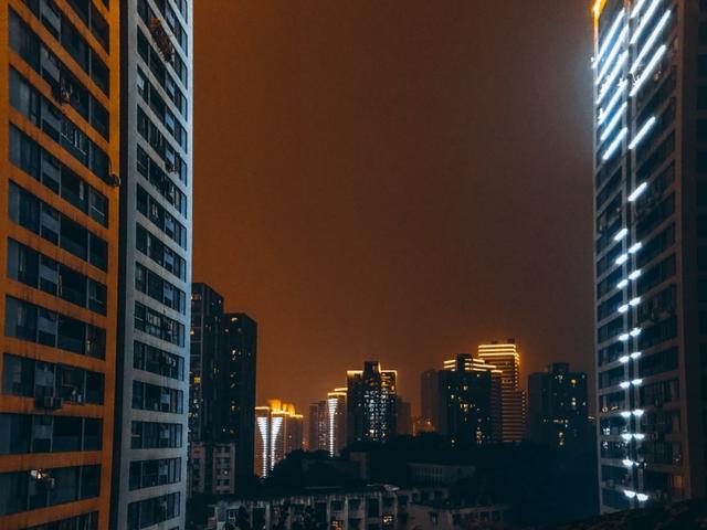 重庆平易近宿 | 相逢朝天门江景影院房