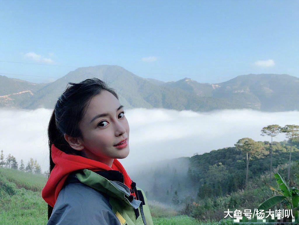 baby网红滤镜照片曝光,大眼尖下巴似蛇精脸,果然女明星都撑不起
