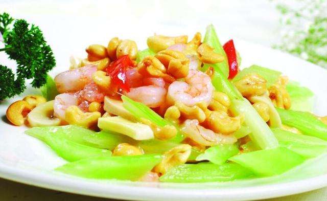 能够缓解孕吐的孕期食谱，收藏吧！