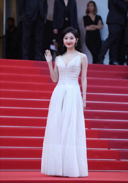 谁是2019戛纳国际电影节红毯上最亮眼的中国女星?