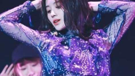 鞠婧祎被称作“四千年才出的美女”，短裤永远抢不过“安全裤”的风头