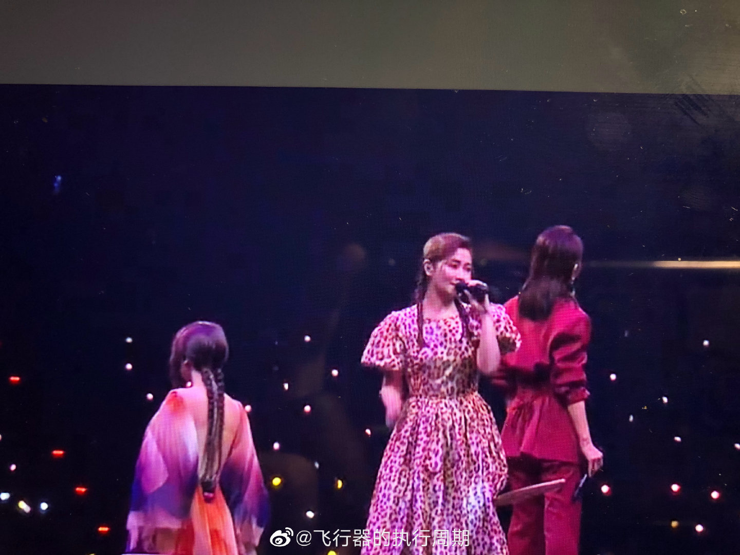 s.h.e合体金曲奖！太感动了