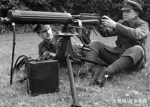名枪也减肥 从马克沁重型机枪瘦身到维克斯中型机枪 军事资讯 娱乐新闻网