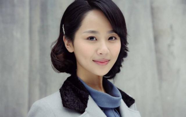 明星被问朋友圈里谁最搞笑, 杨紫邓超被提名, 陈伟霆很无奈