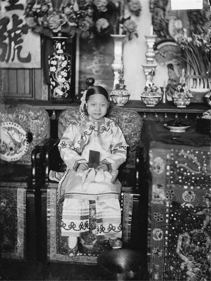 1904年春节，刚刚收到红包的