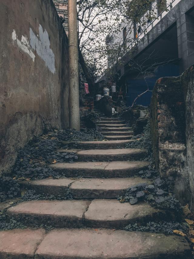 重庆平易近宿 | 相逢朝天门江景影院房