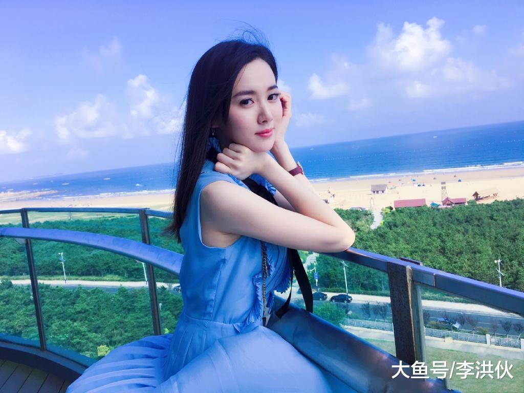继韩庚翟天临陈翔后,江铠同又有新男友,只是两人亲密举动太辣眼