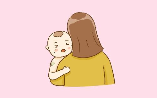紧急情况：婴儿突然呛奶，新手宝妈必学急救技能