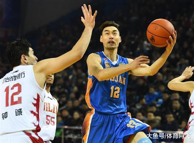 cba老将孟达曾是胡卫东助手, 现37岁仍实力强, 和妻子