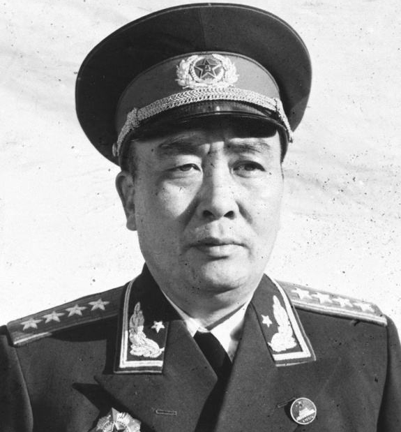 1959年2月，谭政将军去湖南