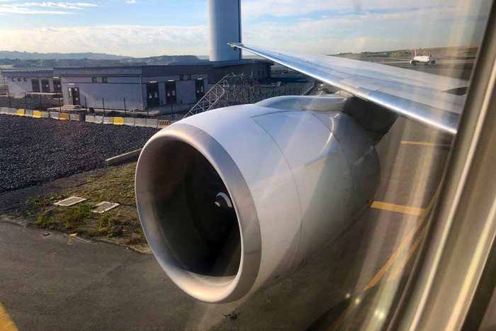 近日，土耳其一座机场发生了惊魂