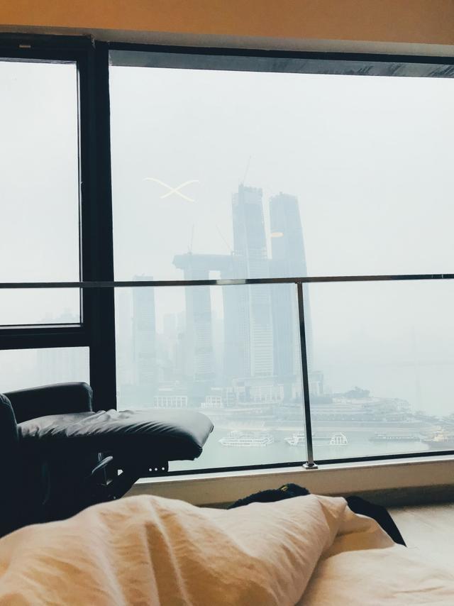 重庆平易近宿 | 相逢朝天门江景影院房