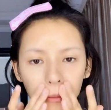 张予曦卸妆露素颜被吐槽是 无眉大侠 其实女星素颜都没有眉毛 娱乐资讯 存满娱乐网