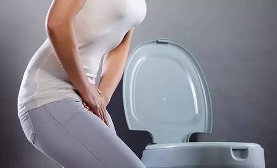 肝不好的人, 上厕所会有3种表现, 若没有, 恭喜你肝很健康!